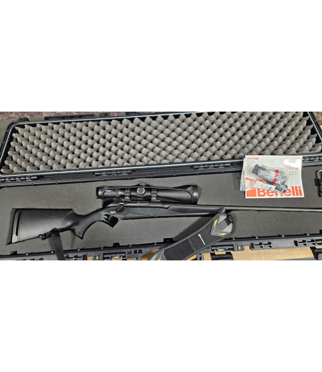 Benelli Lupo 300Win mag - 24in - 3rd - G#4767 - Cond: E Unfired - Bolt - w/Scope, Sling