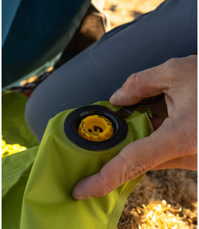 Static V2  Sleeping Pad Green 16.6oz 72x23x2.5in