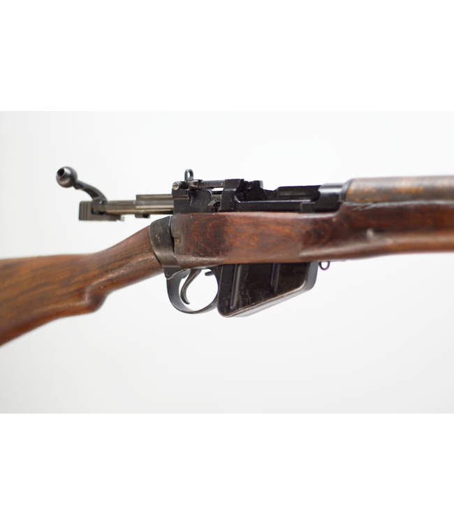 Lee Enfield No 4 Mk1 303 British C-4958 - 24in - 3rd - Bolt