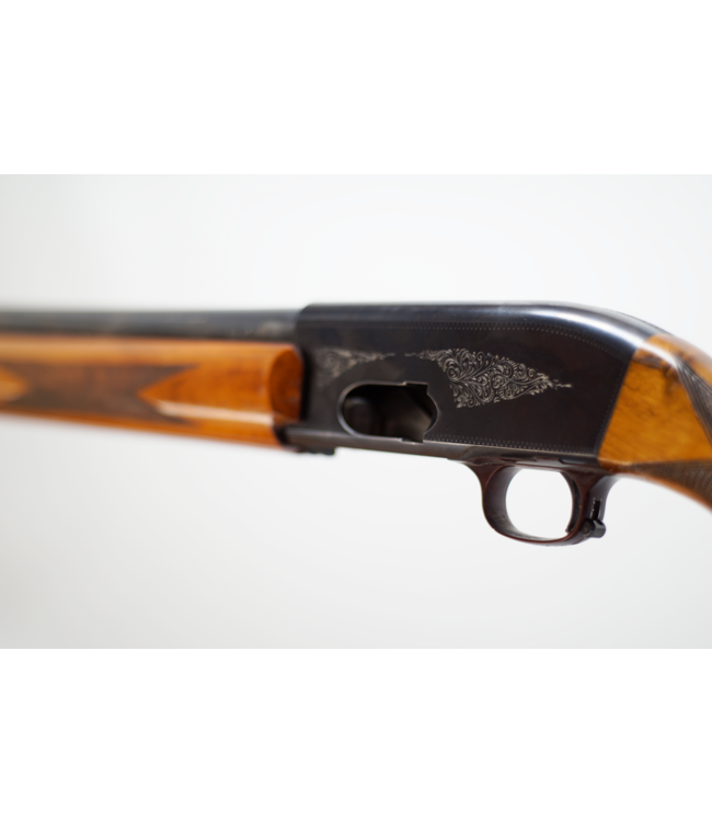 Browning Double Auto 12ga 2.75 w/ Hard Case C-4948 - 29.5in - 1rd - Semi