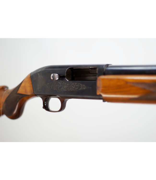 Browning Double Auto 12ga 2.75 w/ Hard Case C-4948 - 29.5in - 1rd - Semi