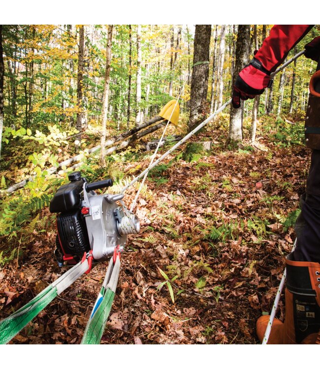 Portable Winch Woodland PCW 5000-A Portable Winch Gas-Powered Pulling Winch GXH50 / With Accessories