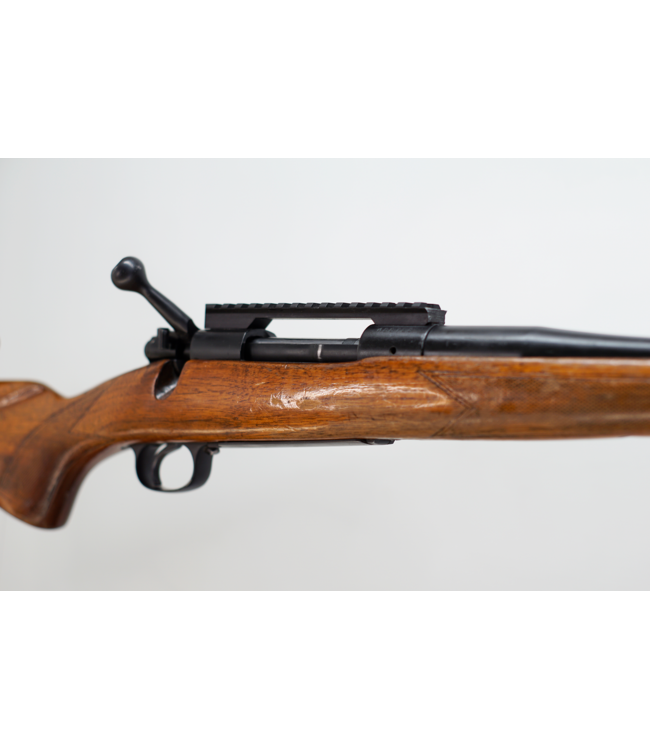 Winchester Model 70 264 Win Mag w/ Accessories C-4978 - 26in - 3rd - Bolt