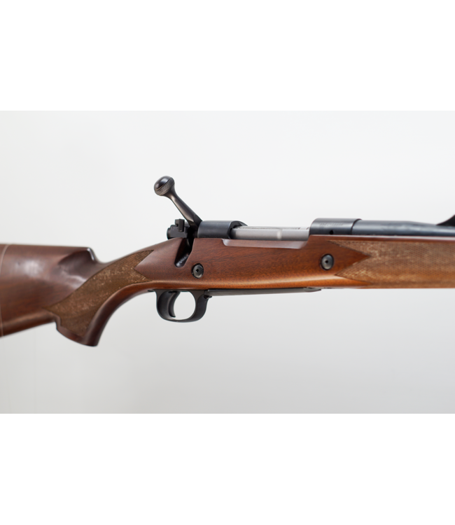 Winchester Model 70 375 H&H w/ Ammo C-5009 - 24in - 3rd - Bolt