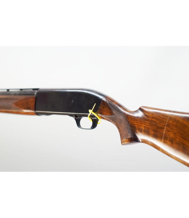 Winchester Model 50 12ga-2¾ D205 - 30in - Semi Auto - Cond: VG