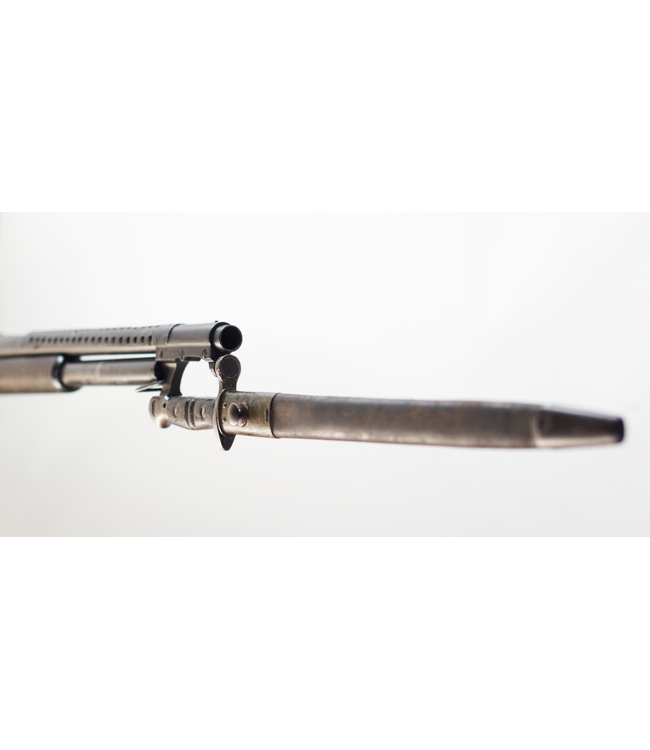Winchester 1897 12ga w/ Bayonet & Heat Shield C-5093 - 20.5in - 5rd - Pump