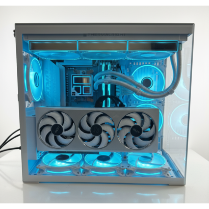 Cryo-PC Mid Tower, White Gaming Computer, AMD Ryzen 7800X3D - RTX 5070 - 32GB DDR5 - 4TB NVMe