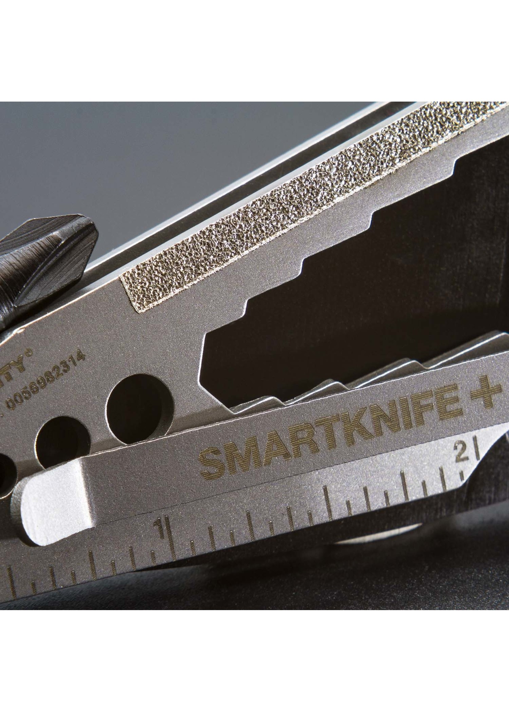 True Utility Smart Knife+