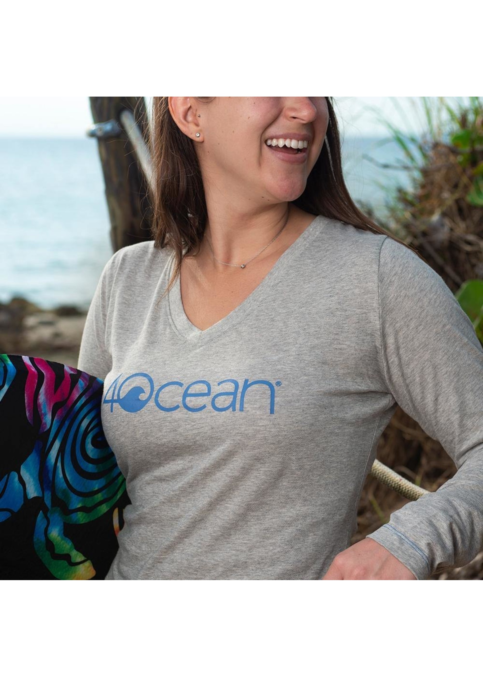 4Ocean Women's 4ocean Logo Long Sleeve V-Neck