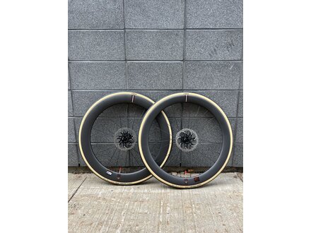 Reserve Ensemble Roues Reserve 52|63  Zipp ZR1 SS HG CL pneu Corsa PRO Tubeless-Ready
