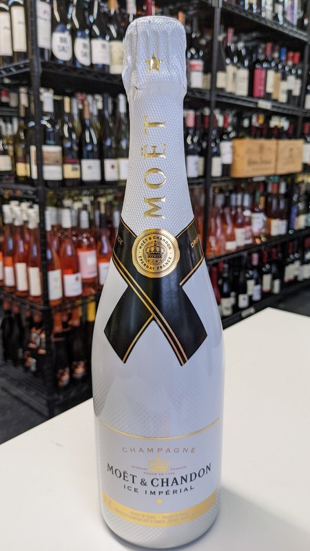 Moet & Chandon Moet & Chandon Ice Imperial Champagne NV 750ml