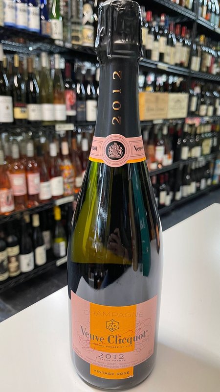Veuve Clicquot Ponsardin Vintage Rose Champagne 750ml Bottle