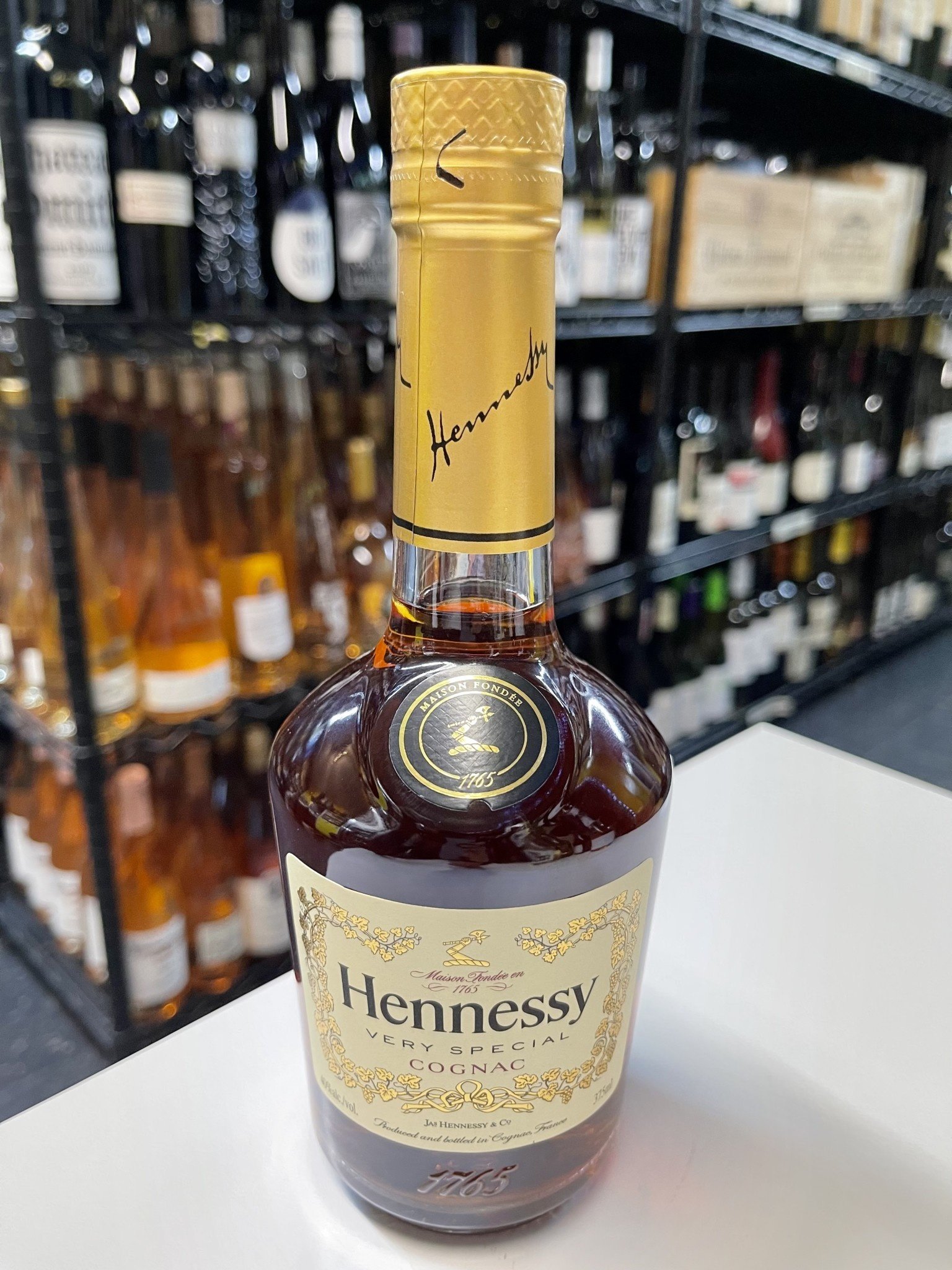 Hennessy VS Round Cognac 375ml