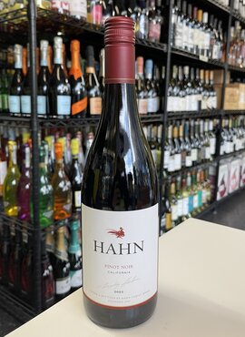 Hahn Pinot Noir 2022 750ml