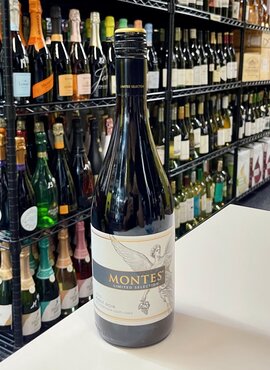 Montes Limited Selection Pinot Noir 2015 750ml