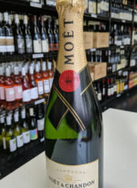 Moet & Chandon Moet & Chandon Imperial Brut Champagne NV 187ml (24 Pack)