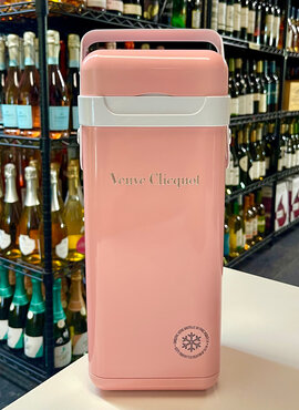 Veuve Clicquot Veuve Clicquot Brut Rose with The Clicquot Cooler NV 750ml