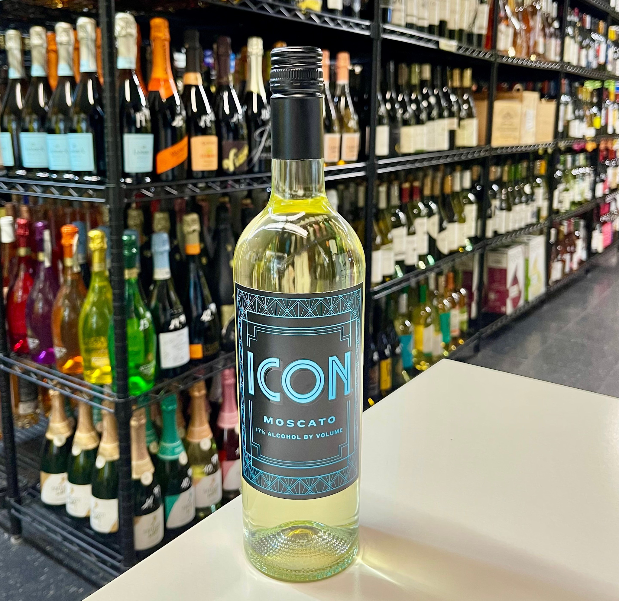ICON Moscato Wine NV 750ml