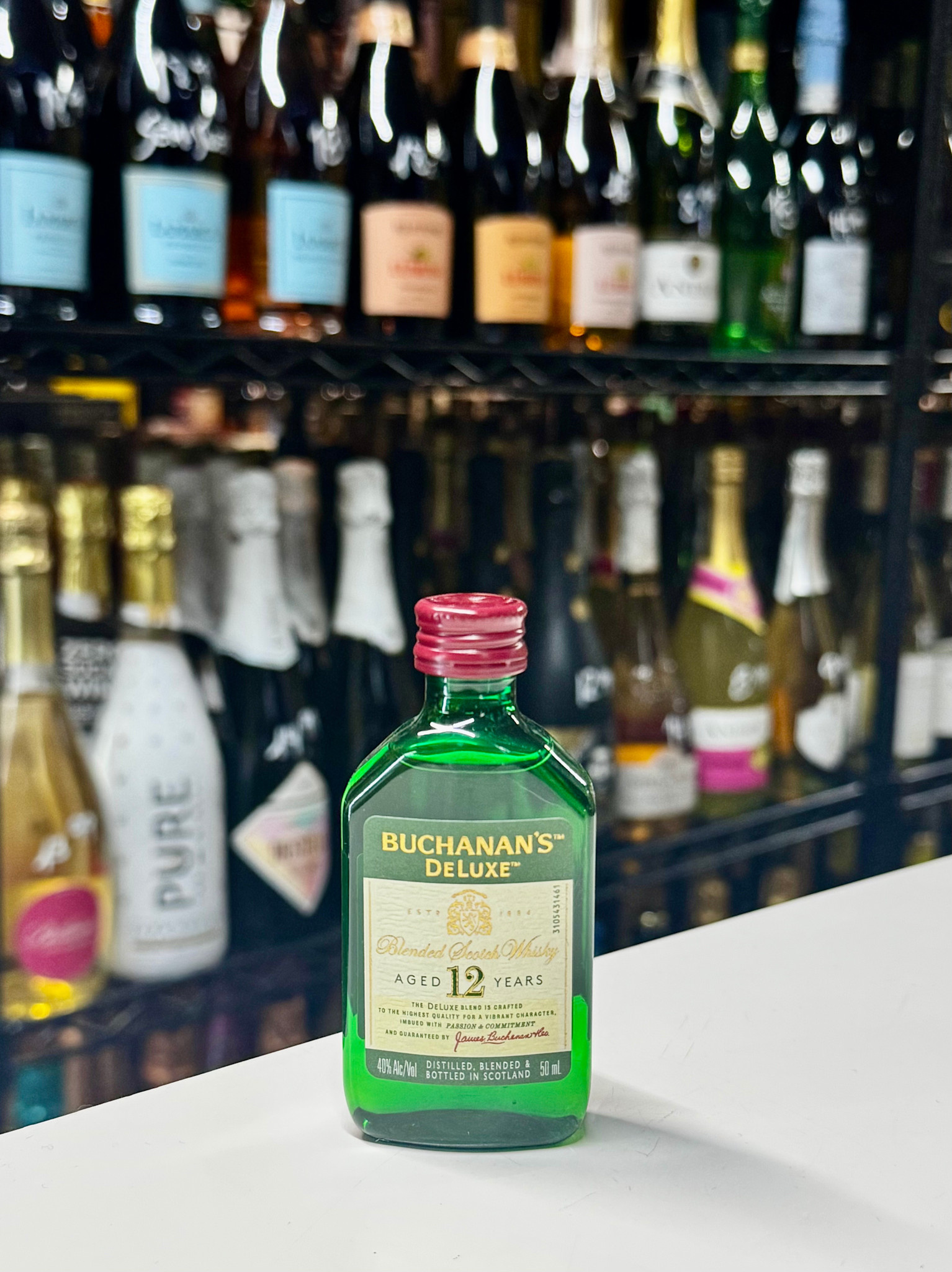 Buchanan's Buchanan's DeLuxe 12 Year Old Scotch Whisky 50ml