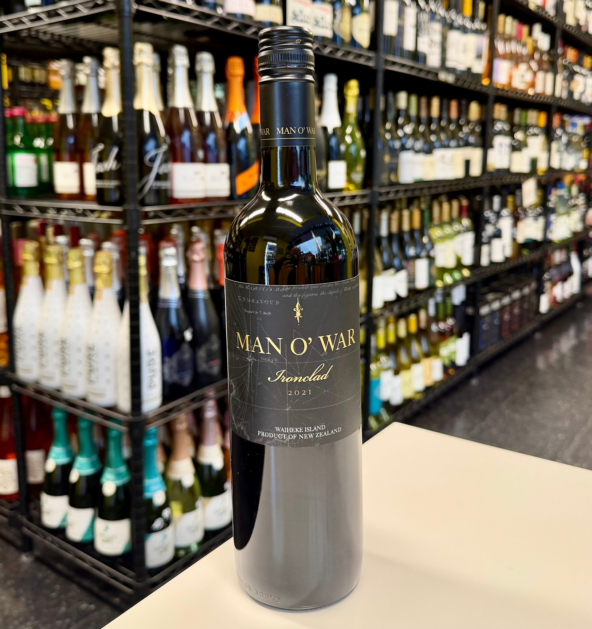 Man O' War Ironclad 2021 750ml