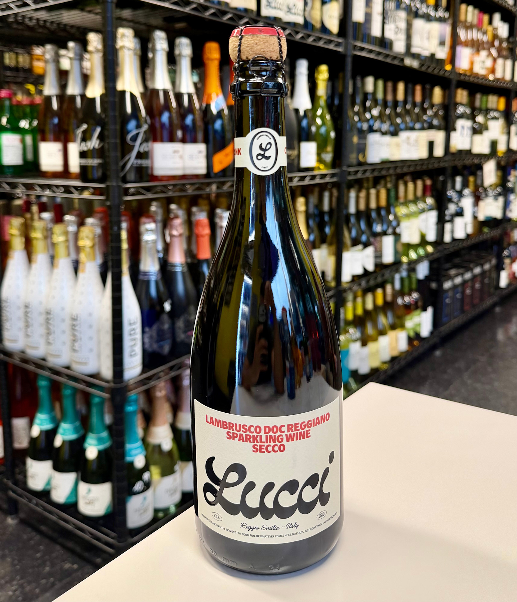 Lucci Lambrusco Reggiano Sparkling Wine 2025 750ml