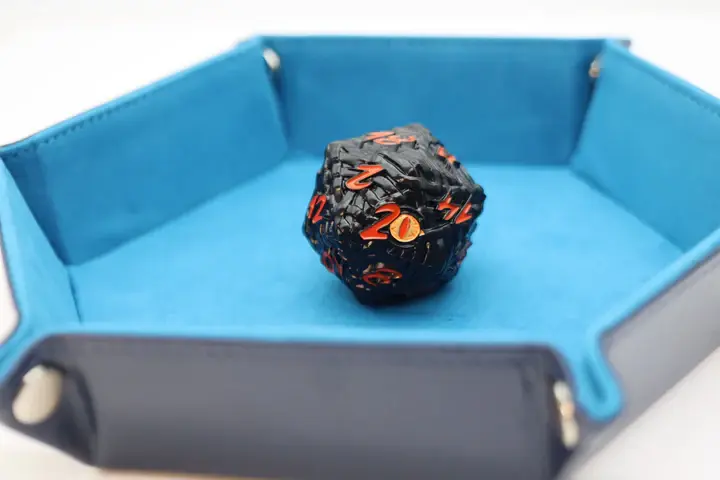Jumbo Metal D20 - Mummy Wraps - Chinchorro