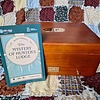 Hunt-a-Killer: Agatha Christie's The Mystery of Hunter's Lodge Premium Case