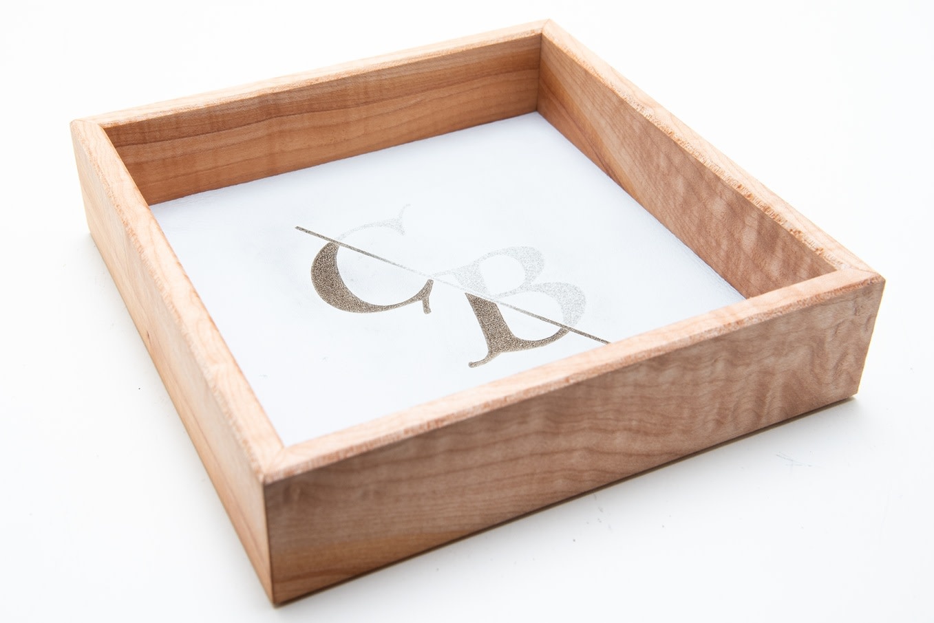 Handmade Dice Tray - Figured Maple Square with White Leather
