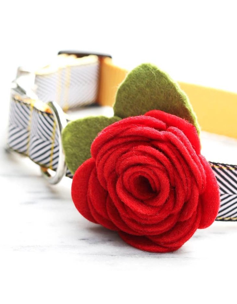 Mimi Green Dog Collar Flower: Rose