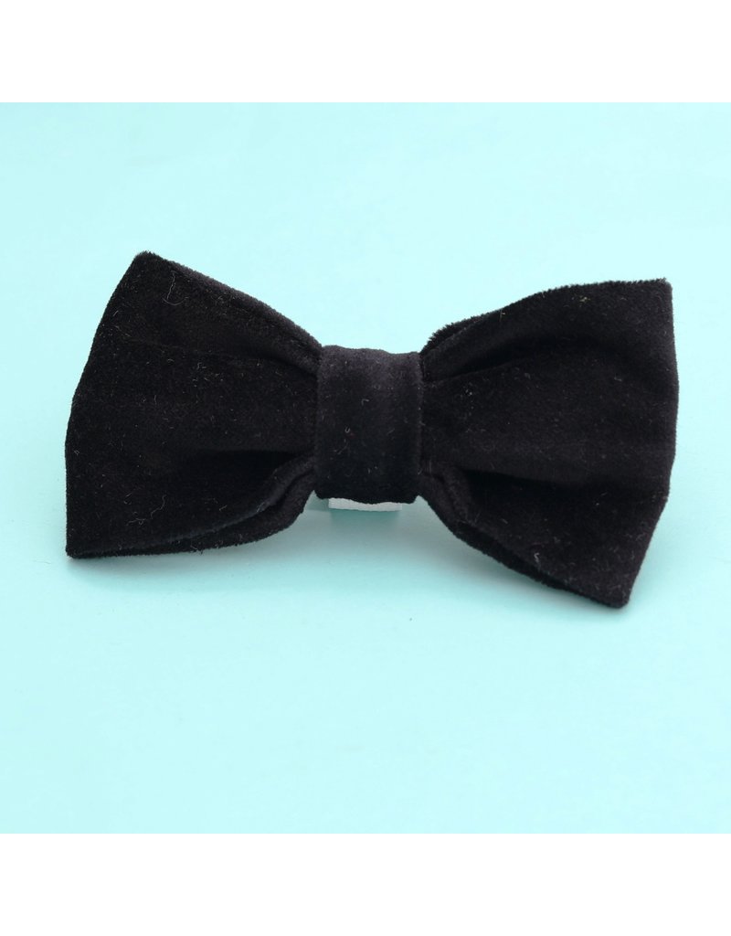 Mimi Green Bow Tie - Velveteen