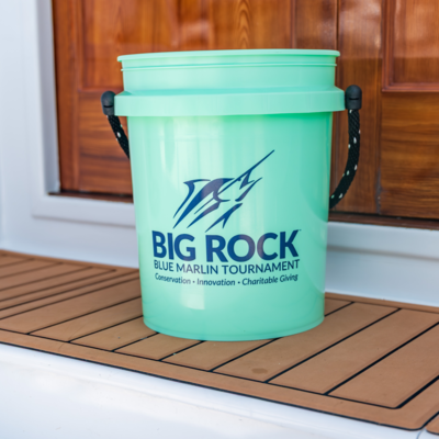 Big Rock Navy Streak Rope Handle Bucket | 2 Colors