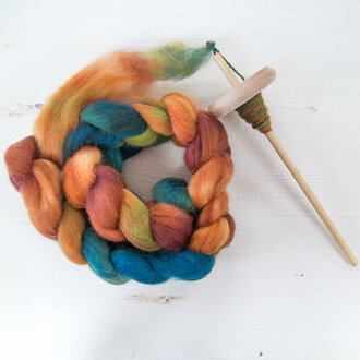 The Curious Crafter Spinning Yarn Class - Drop Spindle The Curious Crafter Spinning Yarn Class - Drop Spindle
