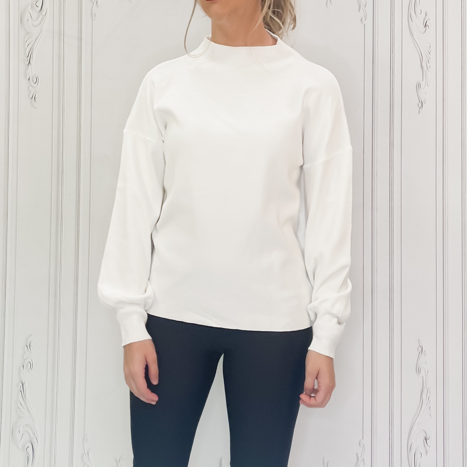 Shylo mock neck sweater - Drop Dead 