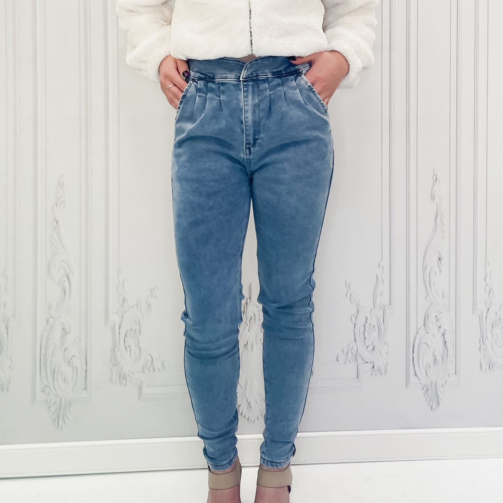 Heidi high waist pleated jeans