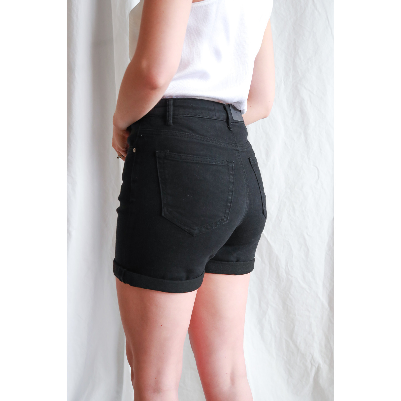 Riley high rise rolled shorts