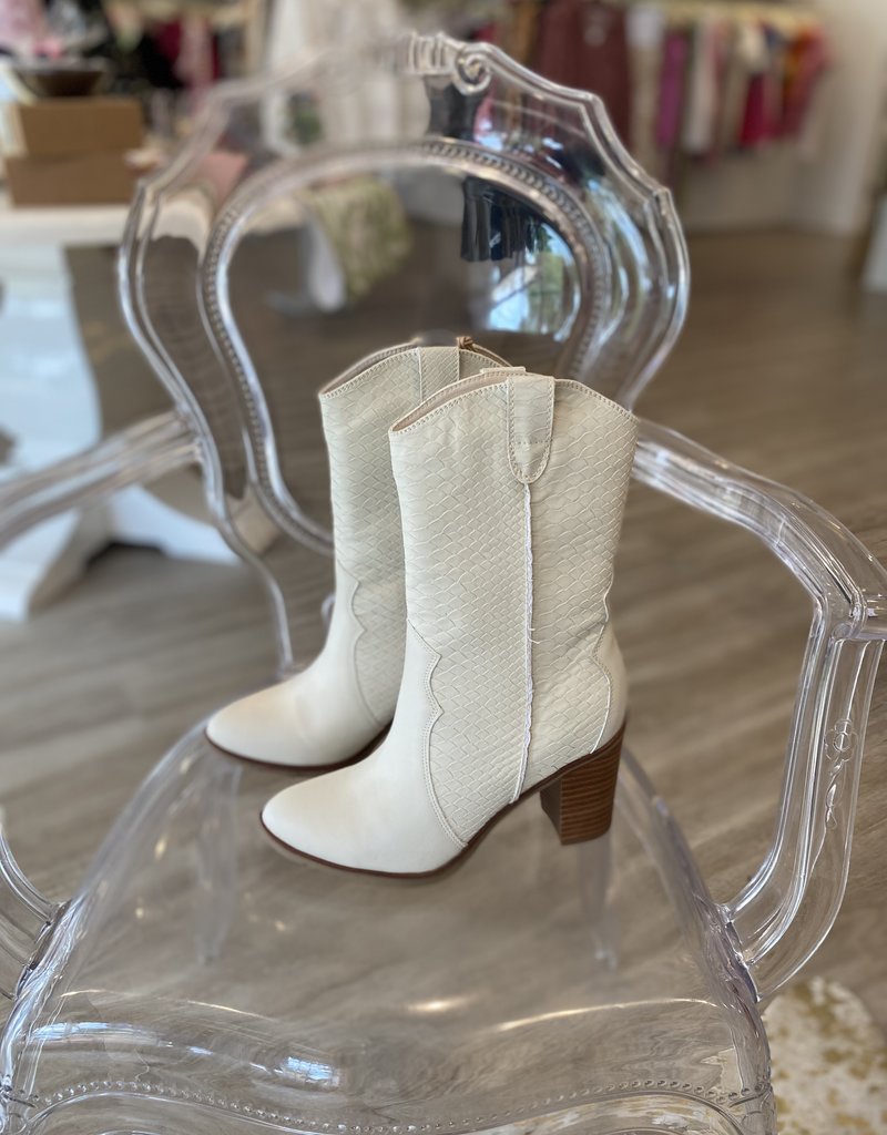 Raylyn Boot Ivory
