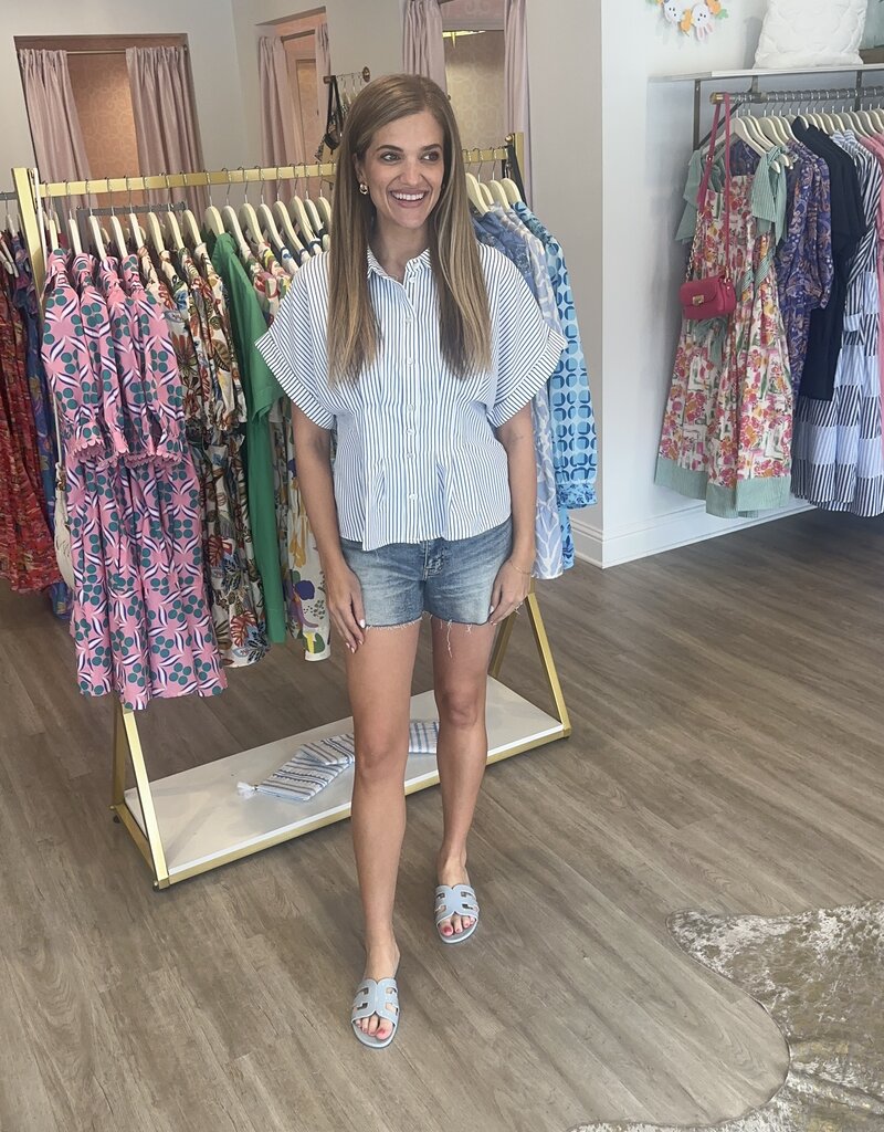 Daze Denim Sedona Mid Rise Short New Flame