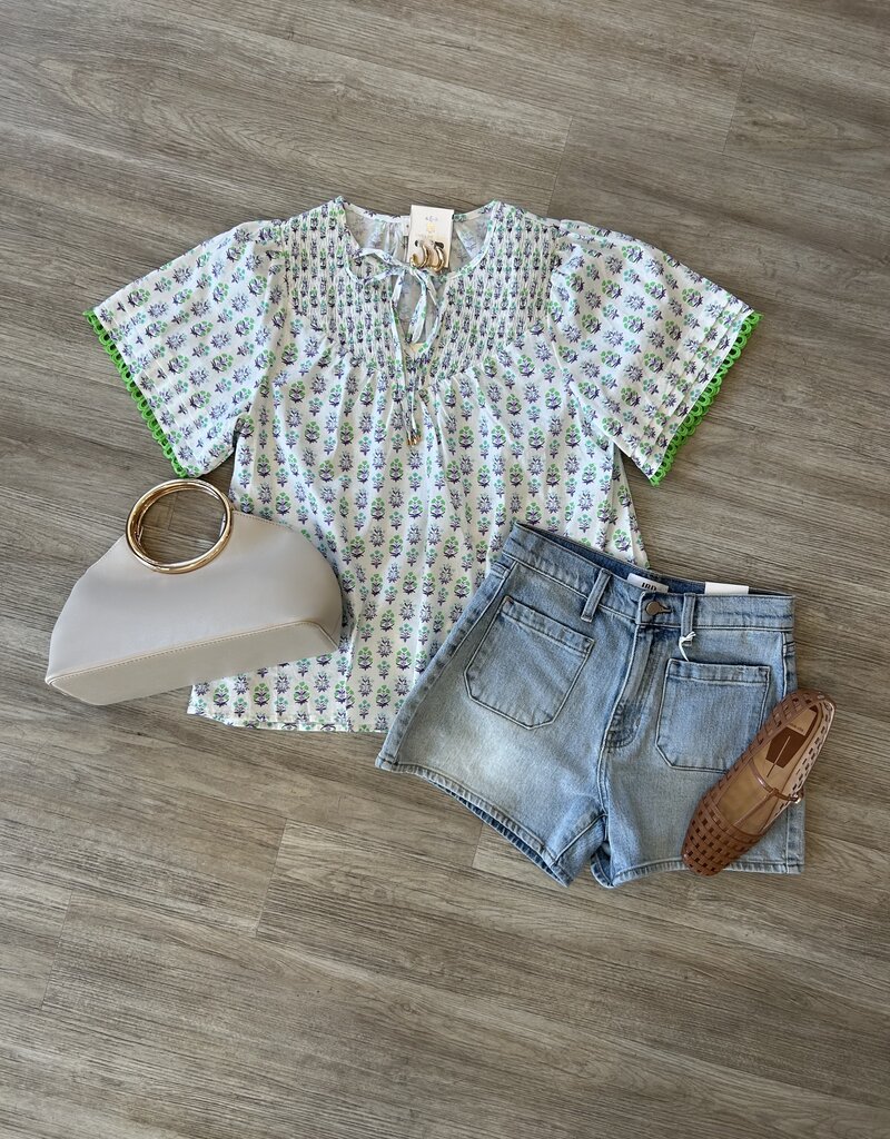 Story Top
