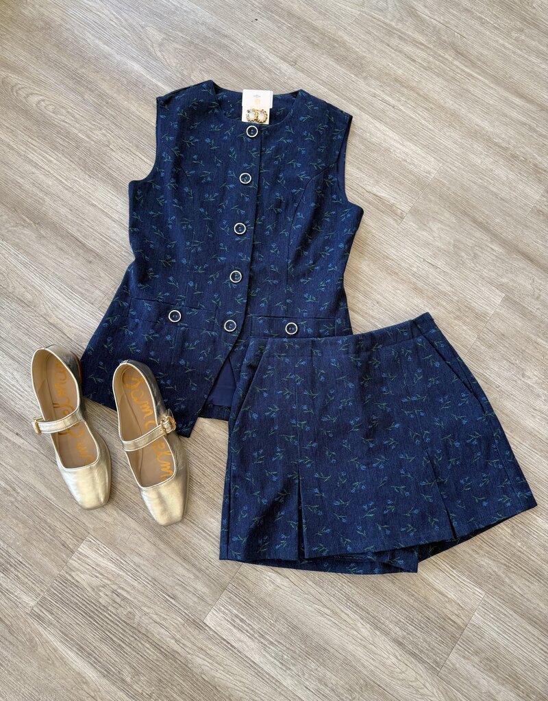 Carmen Vest