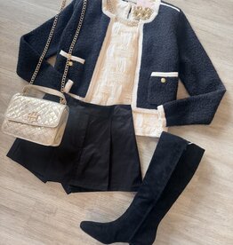 Striking Skort Black