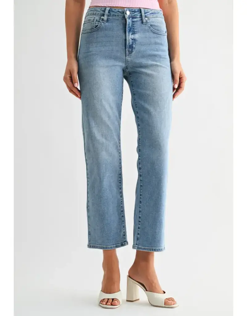 Just Black Olsen Light Wash Vintage Straight Jeans