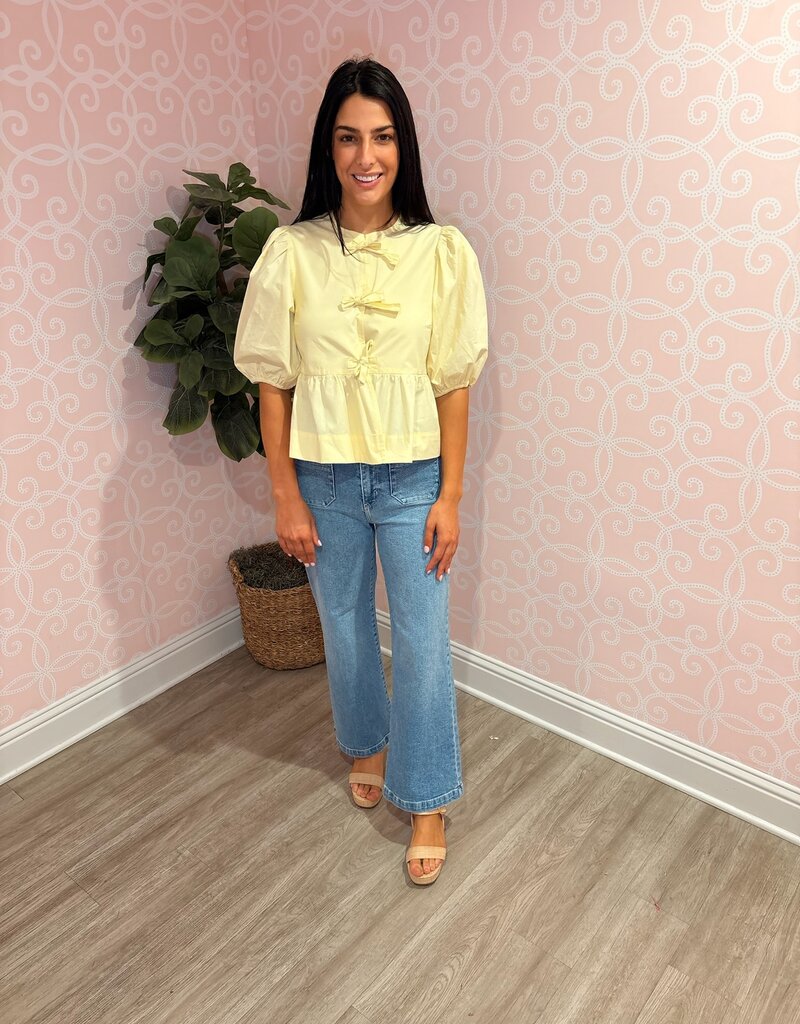 Main Squeeze Babydoll Bow Top – Butter Yellow