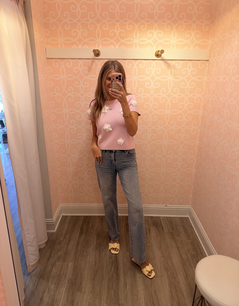 Floral Appliqué Short Sleeve Knit Top