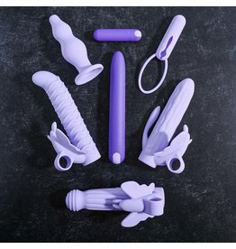 EVOLVED EVOLVED - LILAC DESIRES 7 PIECE SILICONE SLEEVE AND VIBE KIT