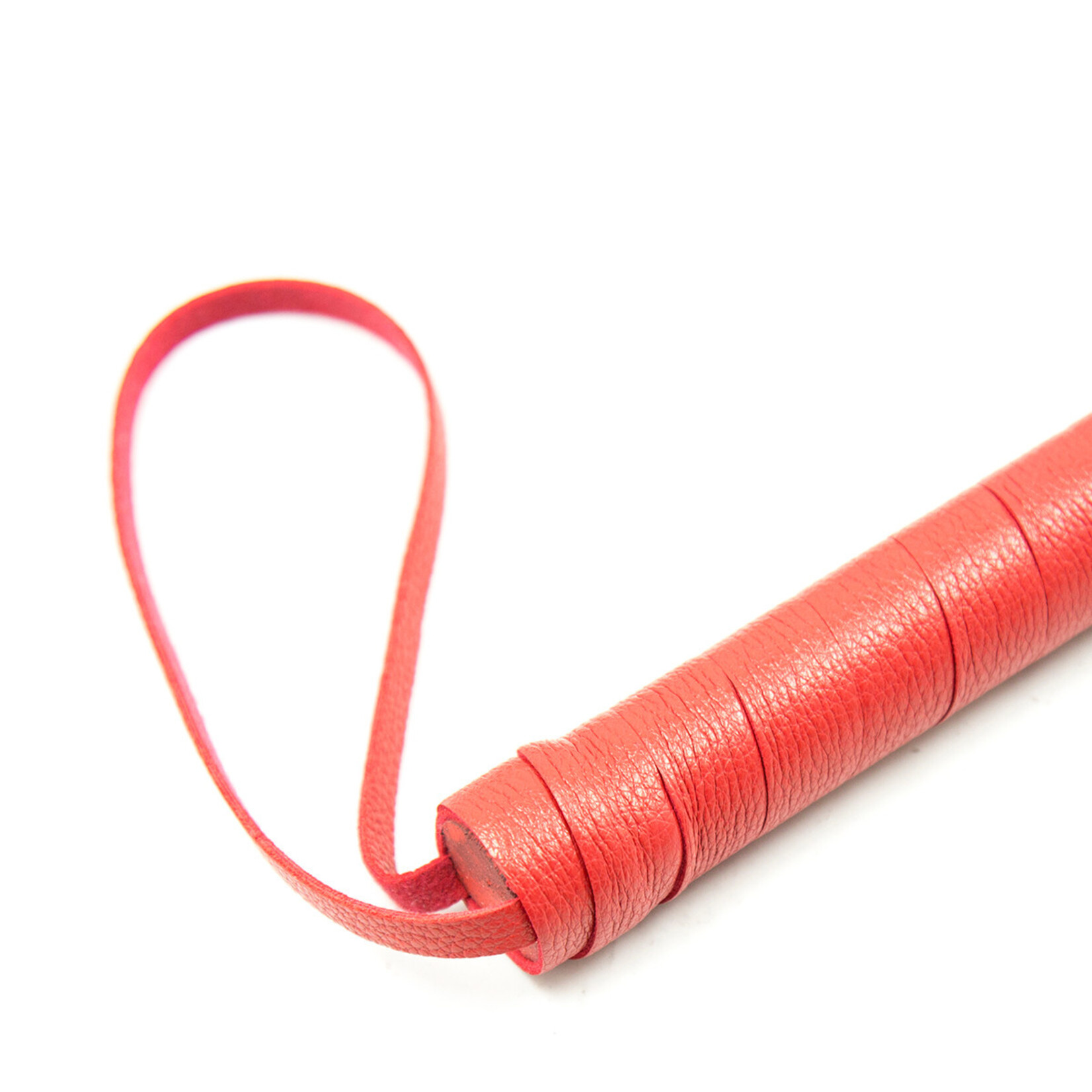 FETISH BOUTIQUE DELUX  EXTRA-LONG FLOGGER RED