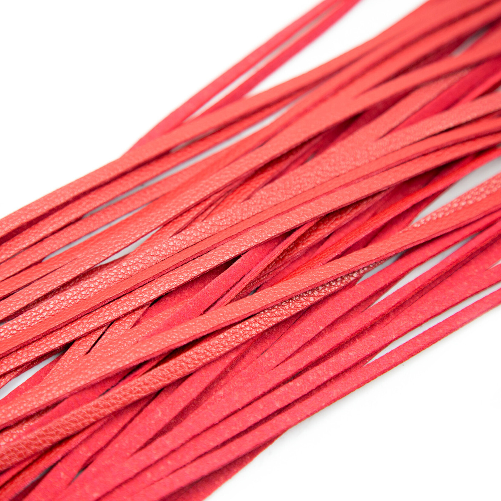 FETISH BOUTIQUE DELUX  EXTRA-LONG FLOGGER RED
