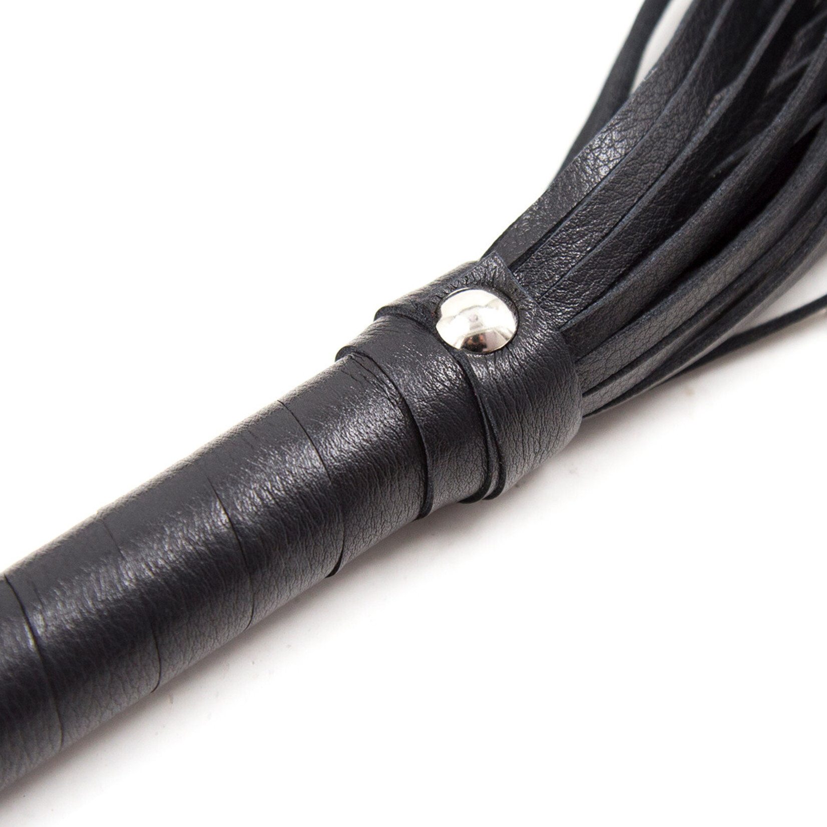 FETISH BOUTIQUE DELUX  EXTRA-LONG FLOGGER BLACK