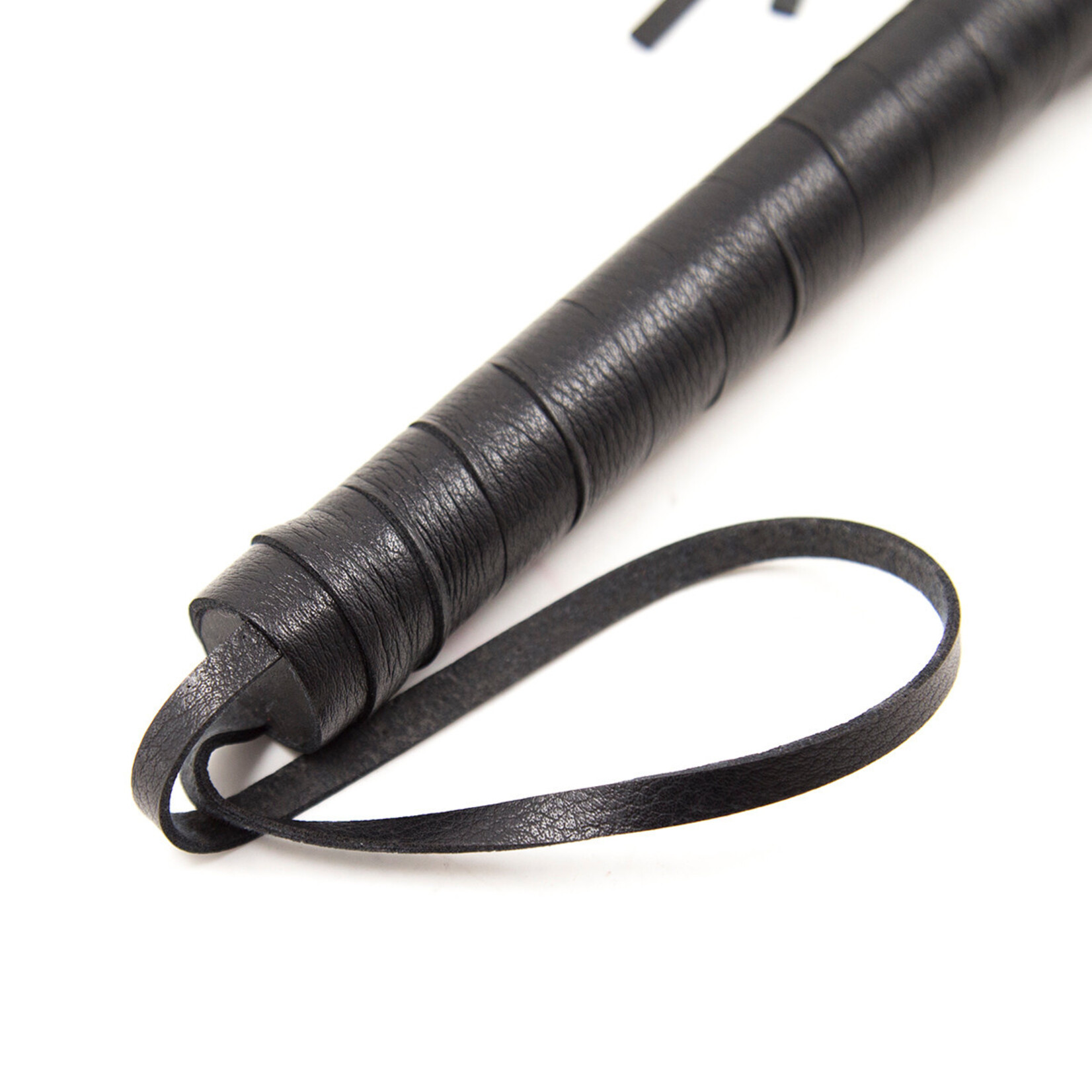 FETISH BOUTIQUE DELUX  EXTRA-LONG FLOGGER BLACK