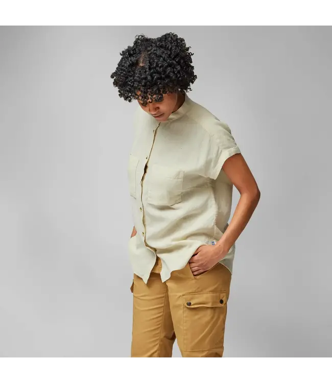 Fjallraven Women's Övik Hemp Short Sleeve Shirt