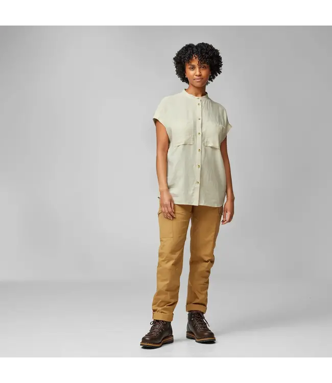Fjallraven Women's Övik Hemp Short Sleeve Shirt